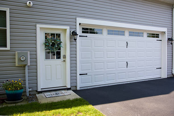 24/7 Emergency Garage Door experts in Perryville, AR